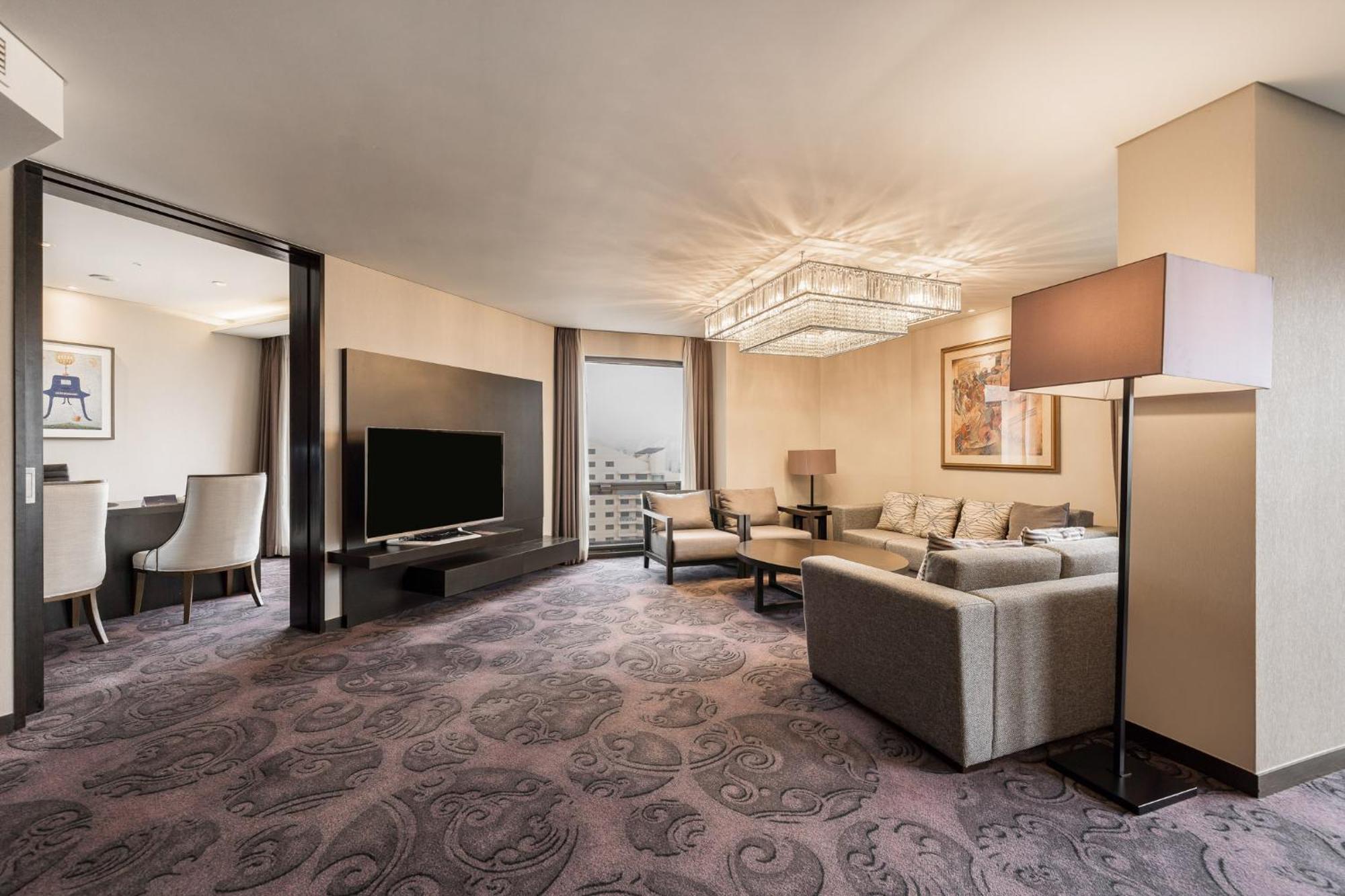 Swiss Grand & Grand Hotel 5*